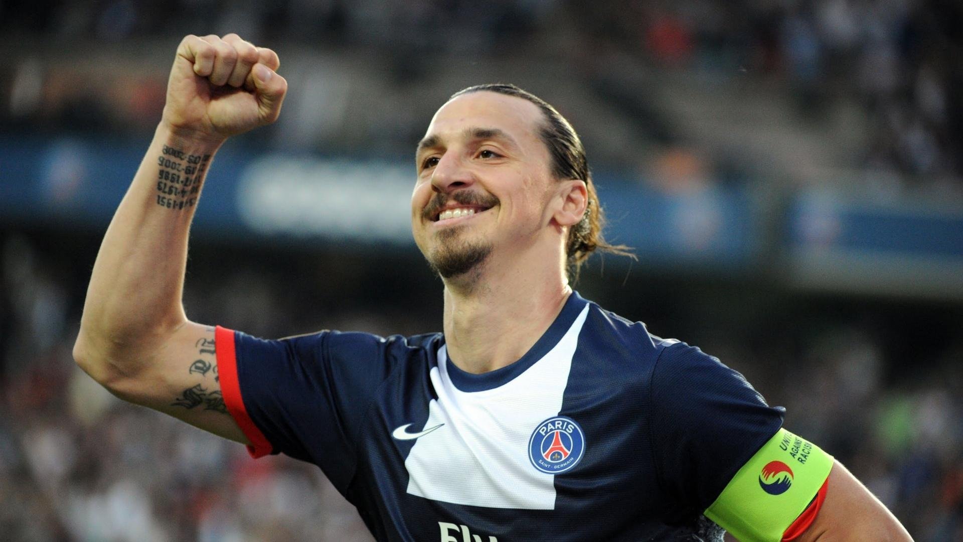 kering.com-_赛场上的战术布置：专业分析为你解密_，一场比赛的战术分析